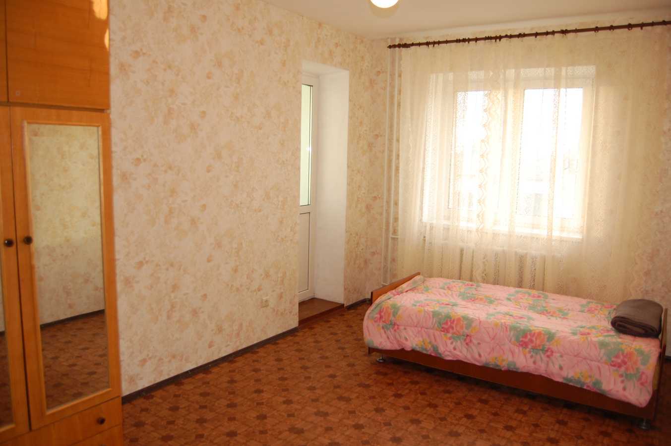 Оренда 3-кімнатної квартири 84 м², Татарська вул., 7