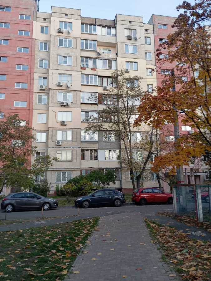 Аренда 1-комнатной квартиры 38 м², Зои Гайдай ул., 3