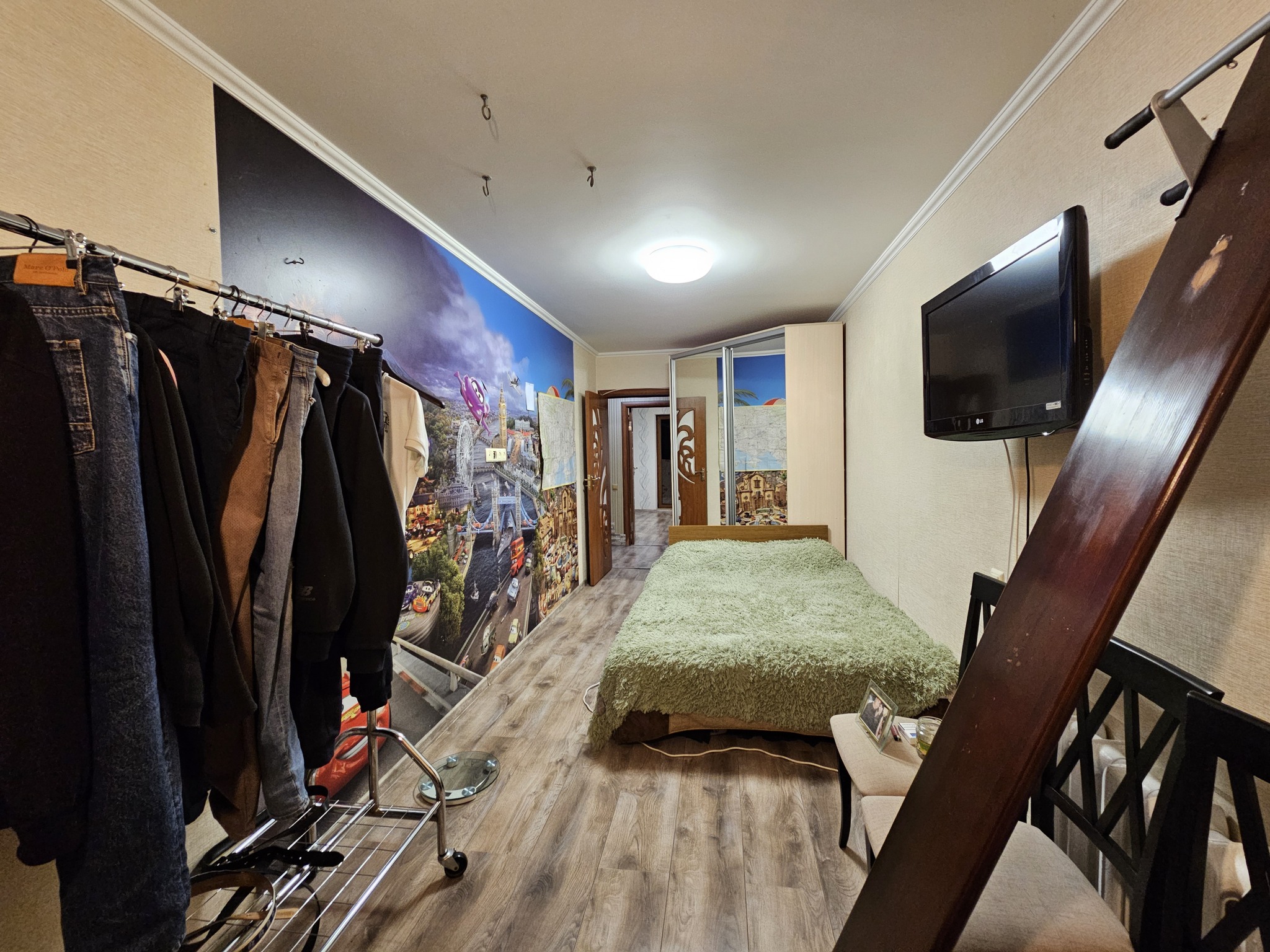 Продаж 3-кімнатної квартири 64 м², Метробудівська вул., 3