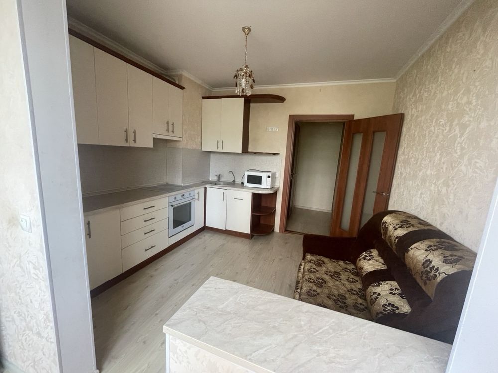 Продажа 1-комнатной квартиры 42 м²