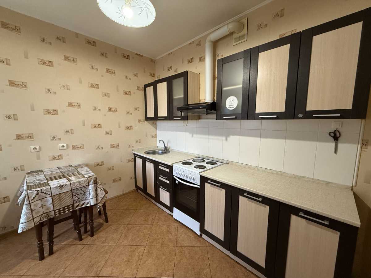 Продажа 2-комнатной квартиры 73 м², Печерская ул.