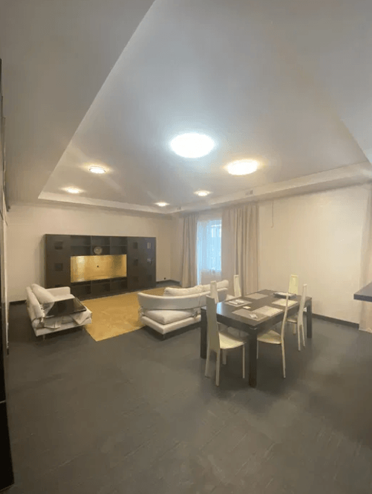 Аренда 3-комнатной квартиры 125 м²