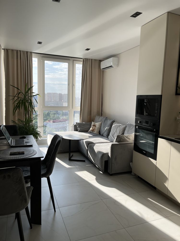 Продажа 2-комнатной квартиры 73 м²