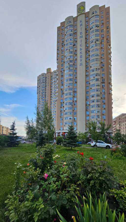 Продаж 3-кімнатної квартири 108 м², Михайла Донця вул., Драгоманова, 40ж