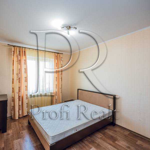 Продаж 2-кімнатної квартири 63 м², Григорія Ващенко вул., 5