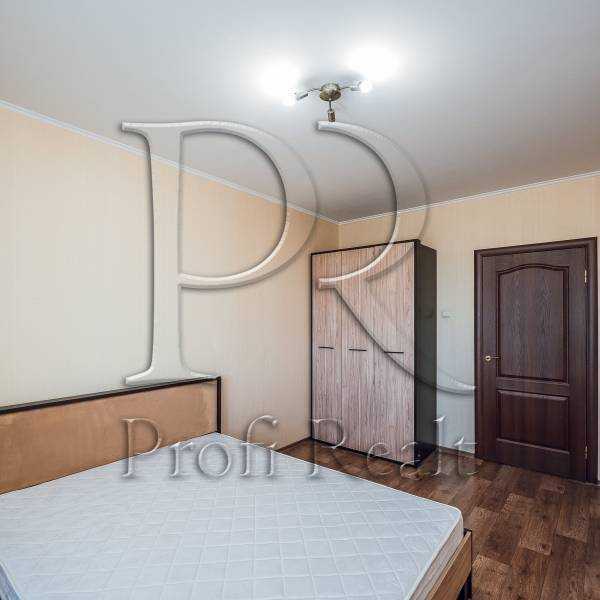 Продаж 2-кімнатної квартири 63 м², Григорія Ващенко вул., 5