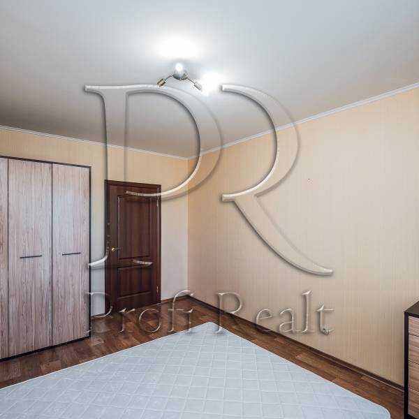 Продаж 2-кімнатної квартири 63 м², Григорія Ващенко вул., 5