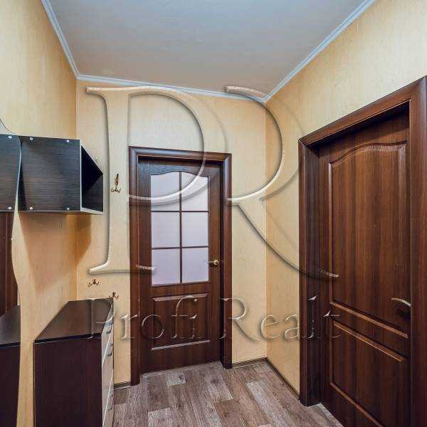 Продаж 2-кімнатної квартири 63 м², Григорія Ващенко вул., 5