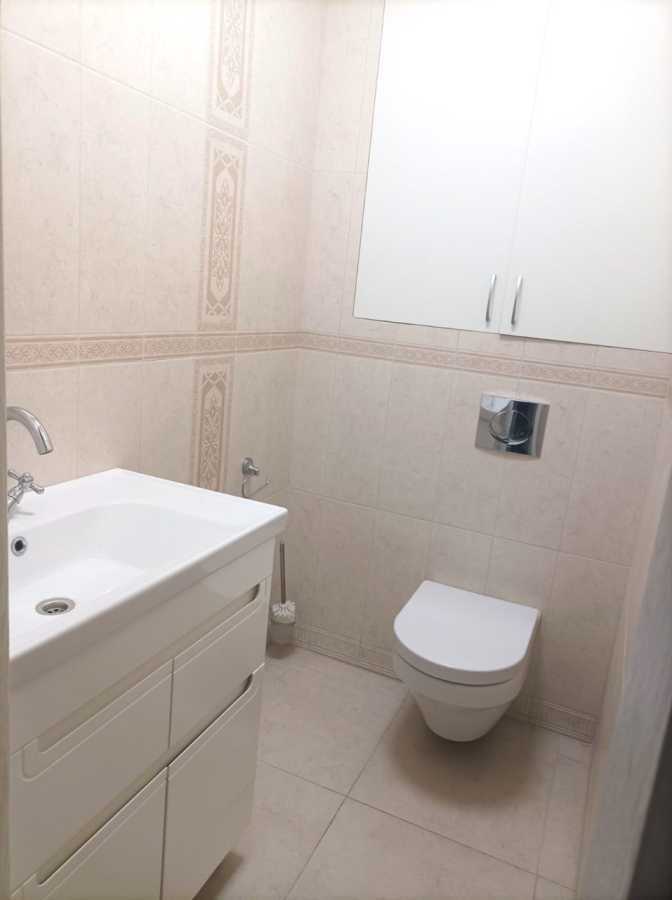 Продаж 3-кімнатної квартири 82 м², Вишняківська вул., 4