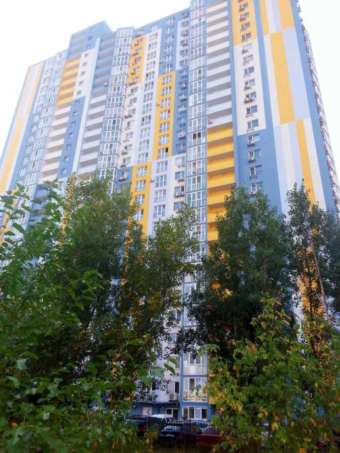 Продаж 3-кімнатної квартири 82 м², Вишняківська вул., 4