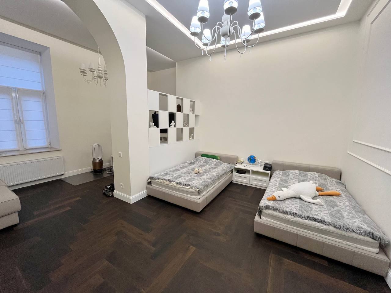 Продаж 3-кімнатної квартири 161 м², Старокозацька вул.