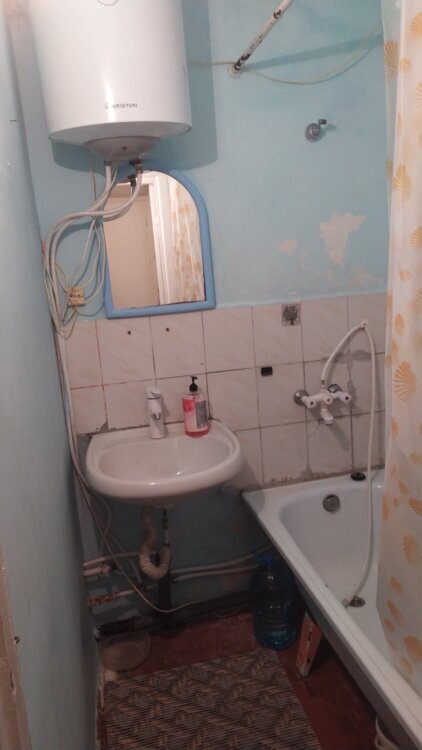 Оренда 3-кімнатної квартири 52 м², Героїв оборони Одеси вул.