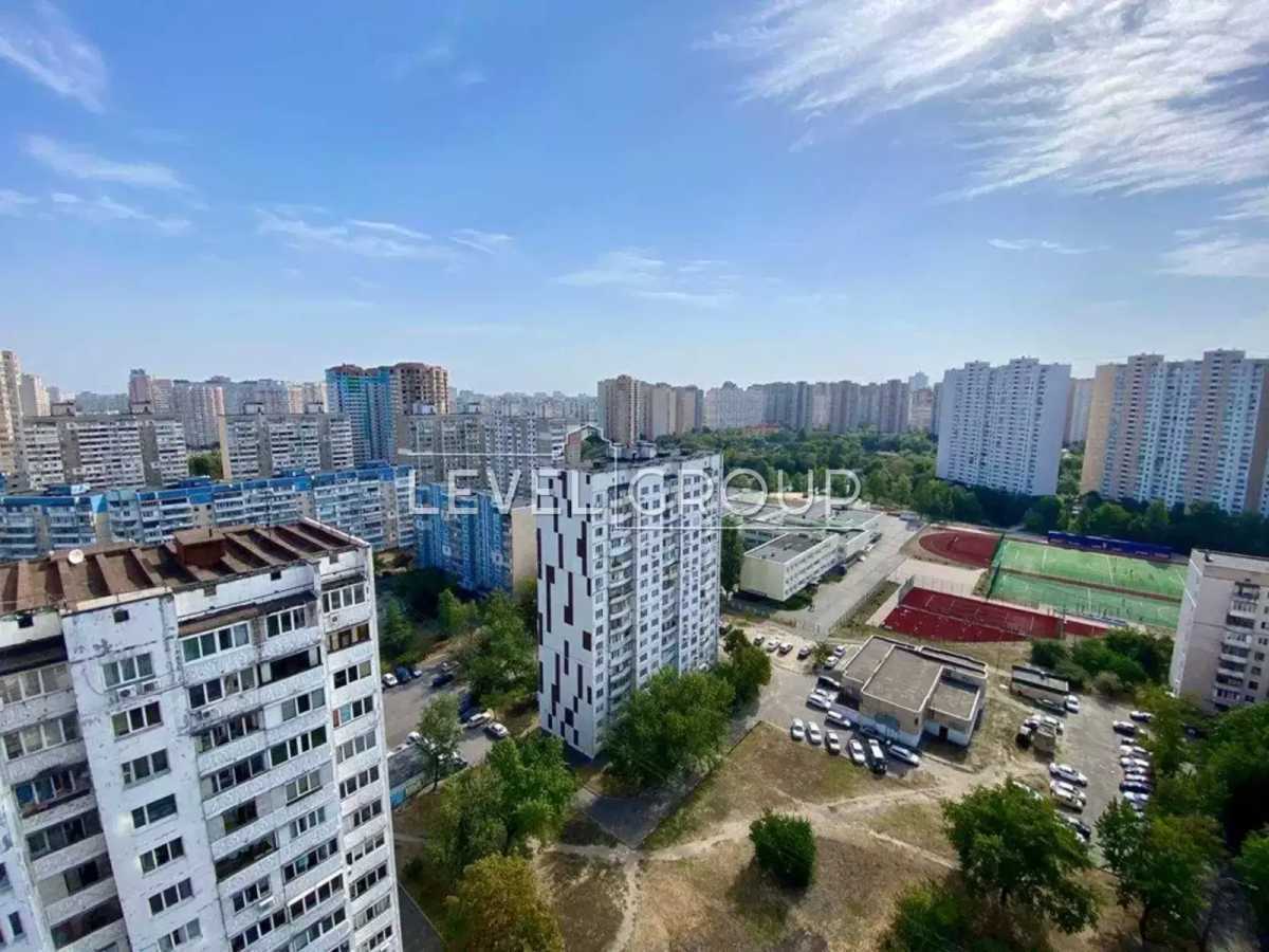 Продажа 2-комнатной квартиры 71 м², Здолбуновская ул., 3Г