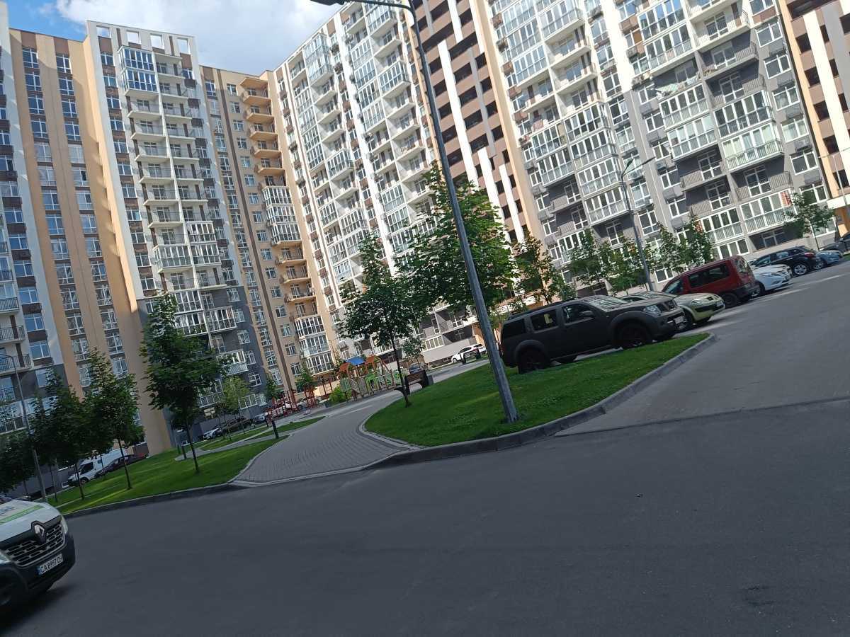 Продаж 1-кімнатної квартири 42.4 м², Академіка Заболотного вул., 148в