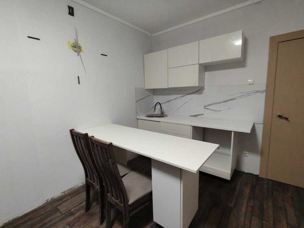 Продаж 1-кімнатної квартири 47 м², Урлівська вул., 34