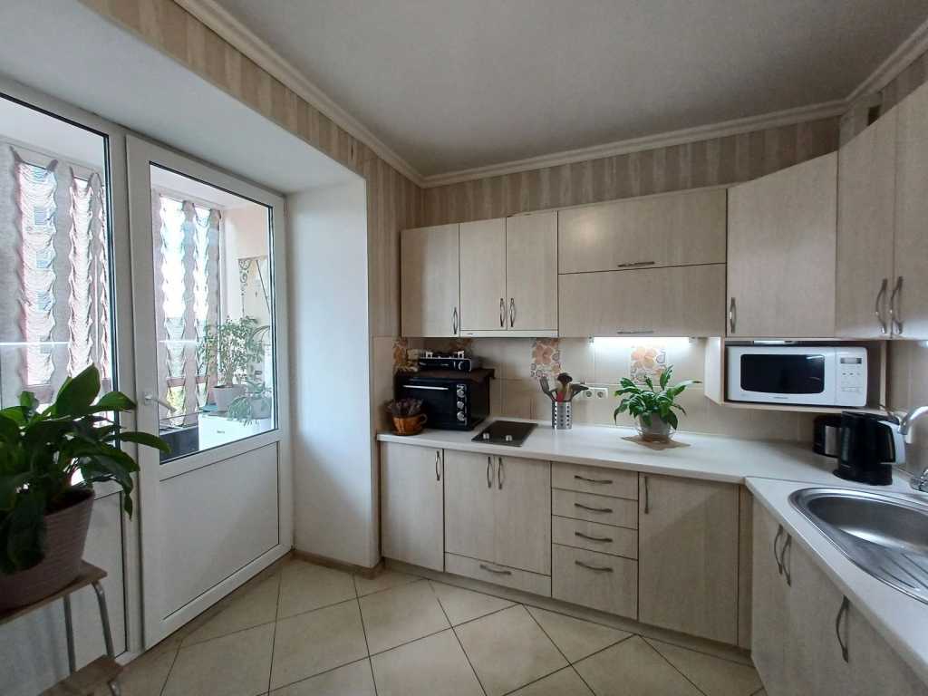 Продаж 1-кімнатної квартири 42 м², Гарматна вул., 38А