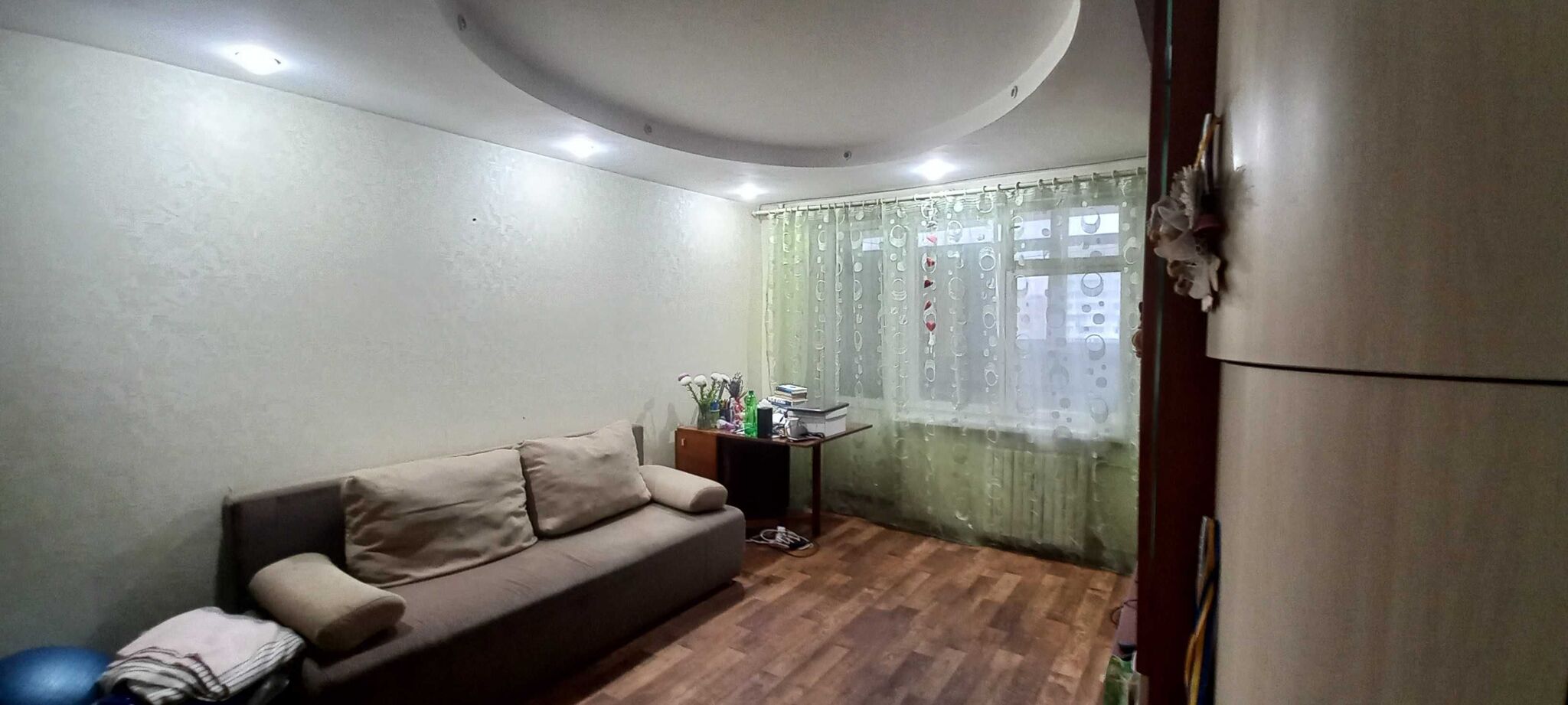 Продаж 1-кімнатної квартири 41 м², Слави бул., 21