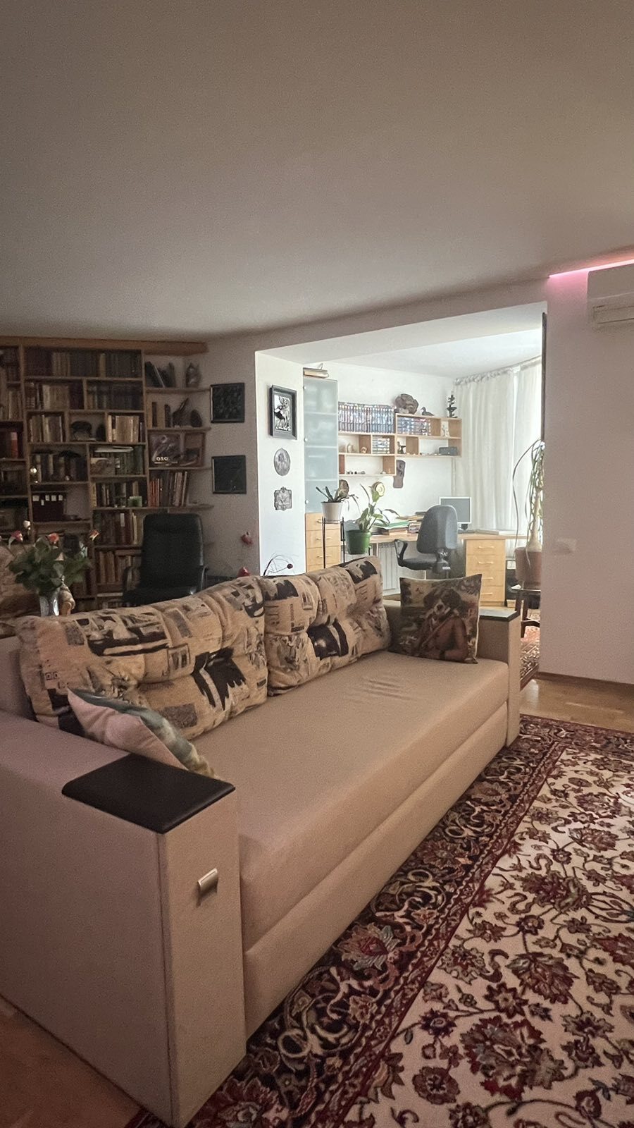 Продажа 2-комнатной квартиры 160 м², Кленовая ул., 2А