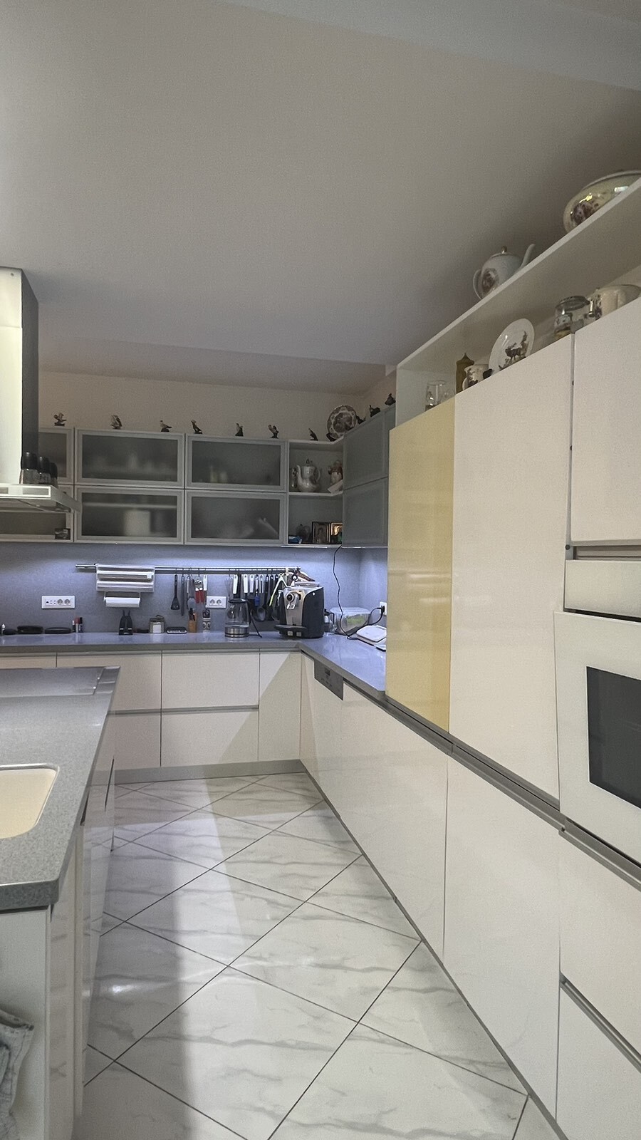 Продажа 2-комнатной квартиры 160 м², Кленовая ул., 2А