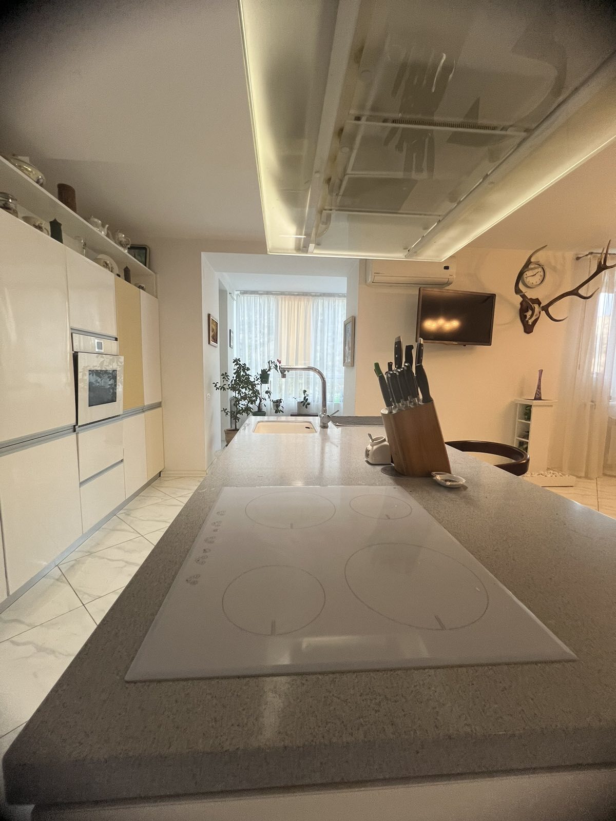 Продажа 2-комнатной квартиры 160 м², Кленовая ул., 2А