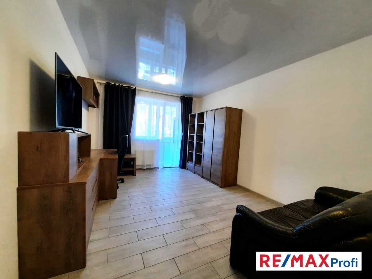 Продаж 1-кімнатної квартири 50.5 м², Метрологічна вул., 52