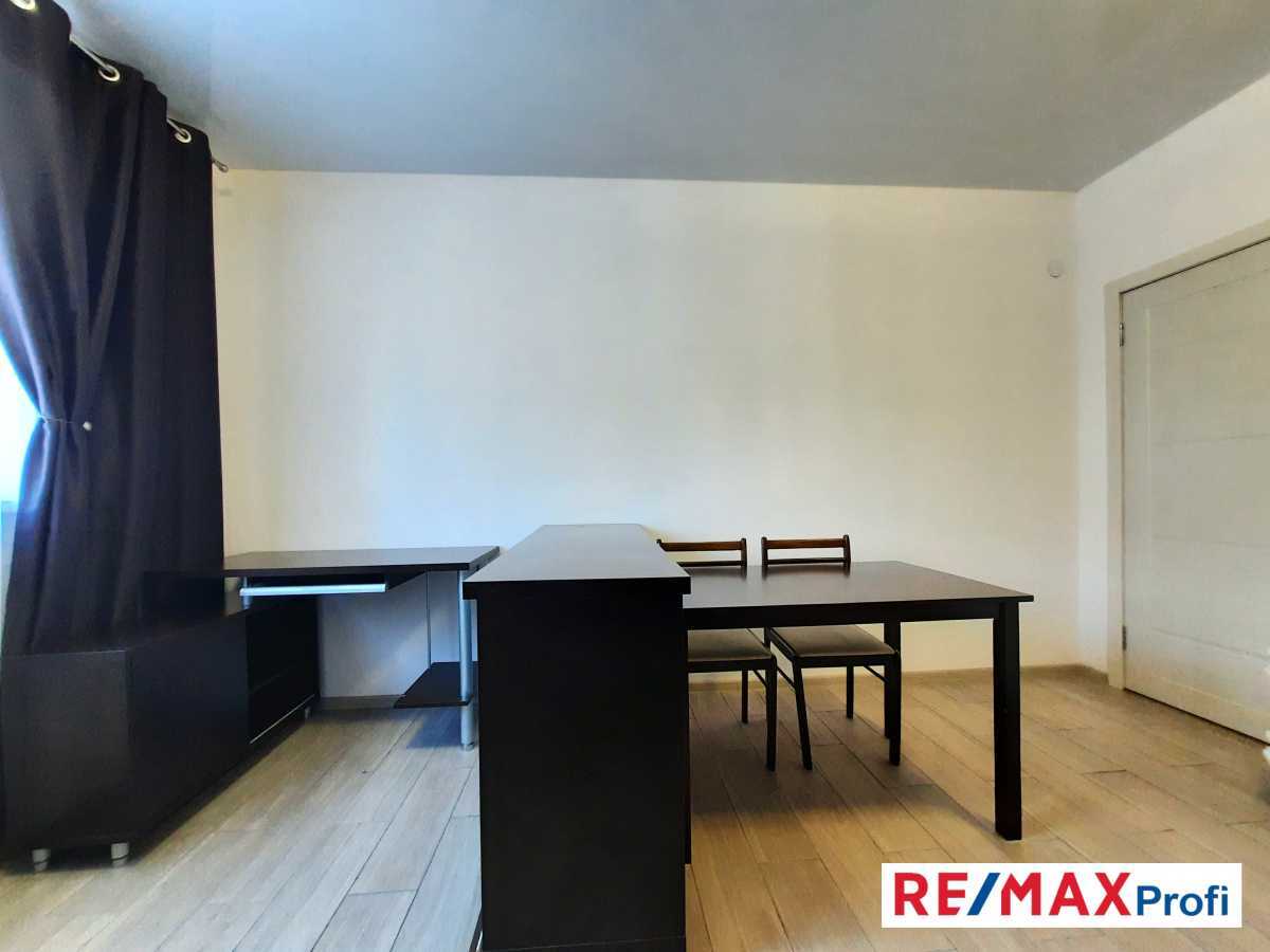 Продаж 1-кімнатної квартири 50.5 м², Метрологічна вул., 52