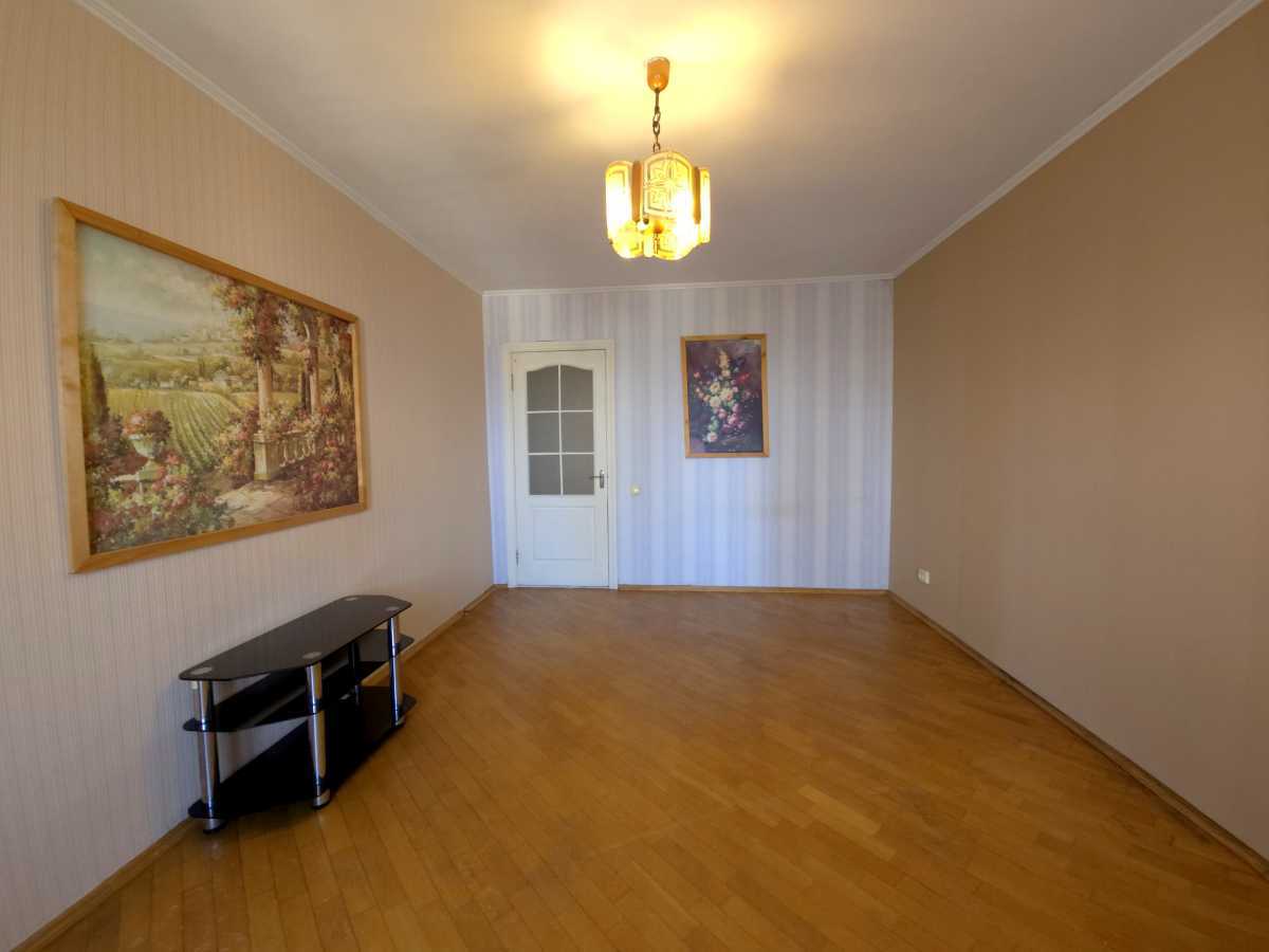 Продажа 2-комнатной квартиры 52 м², Науки просп., 9