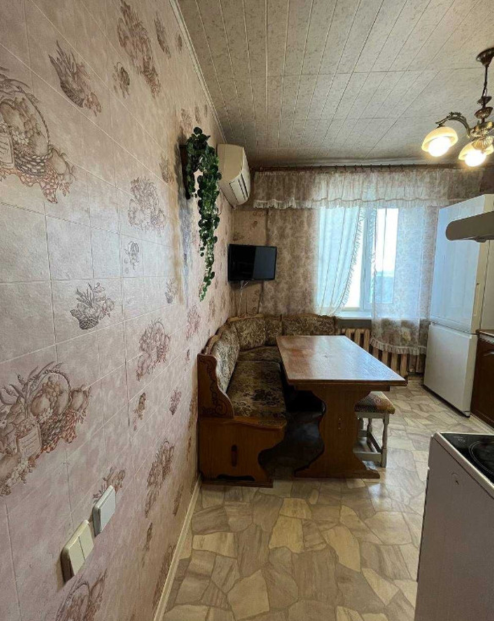 Продажа 3-комнатной квартиры 70 м², Радистов ул., 2