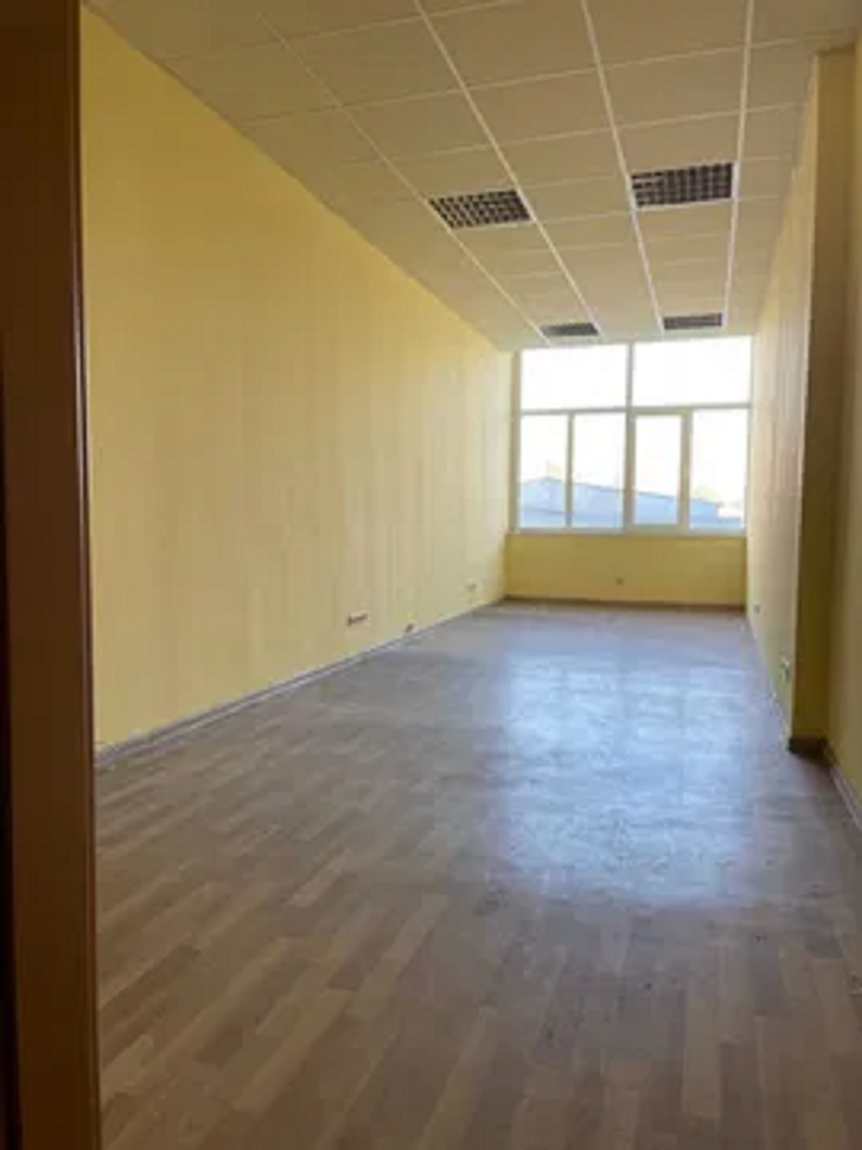 Аренда офиса 28 м², Степана Бандеры просп., 21