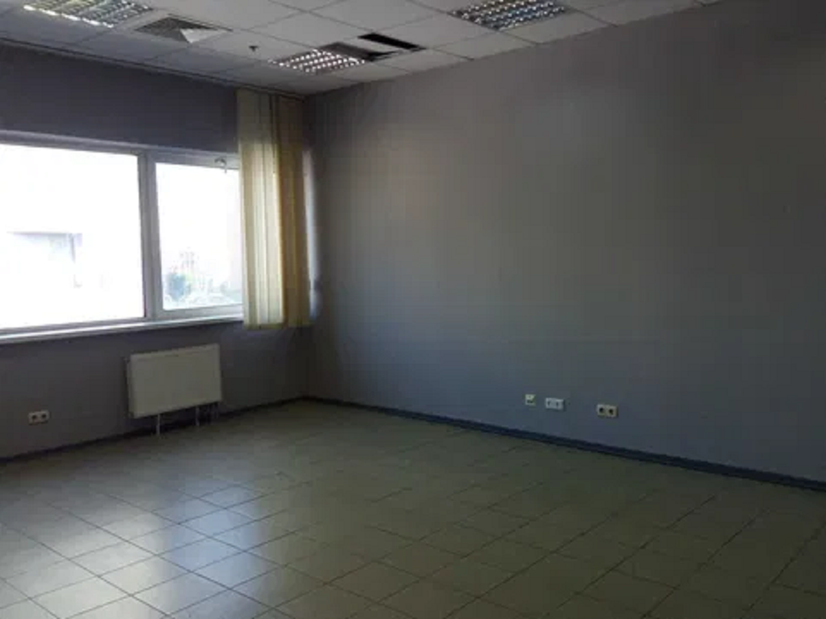 Аренда офиса 32 м², Днепровская наб., 33