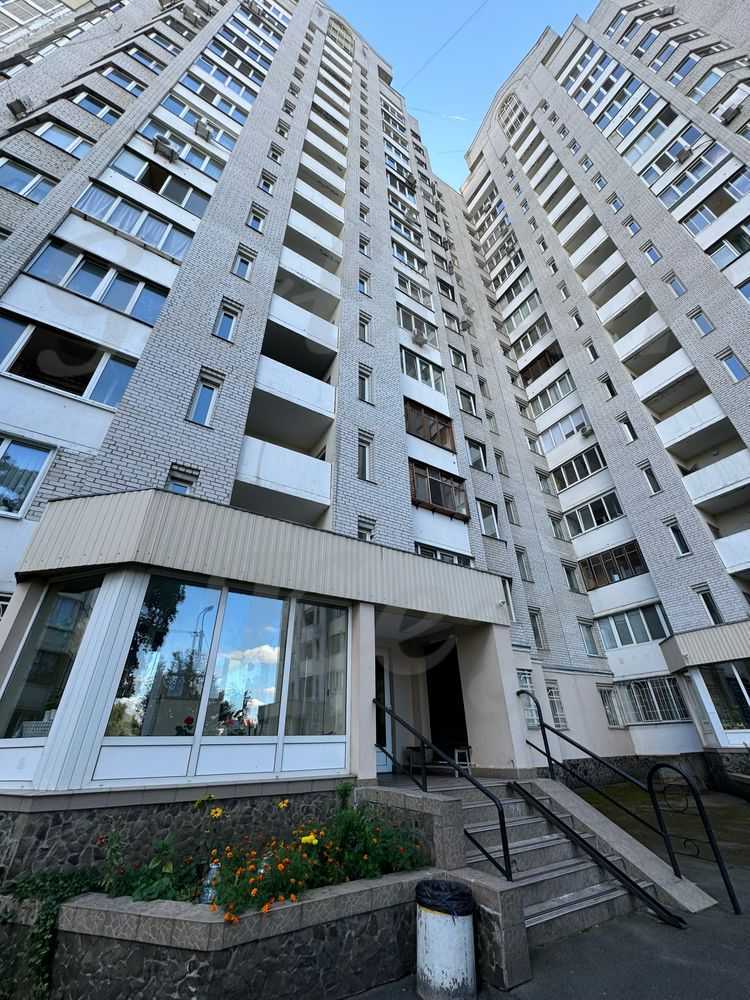 Продажа 1-комнатной квартиры 45.5 м², Академика Ефремова ул.