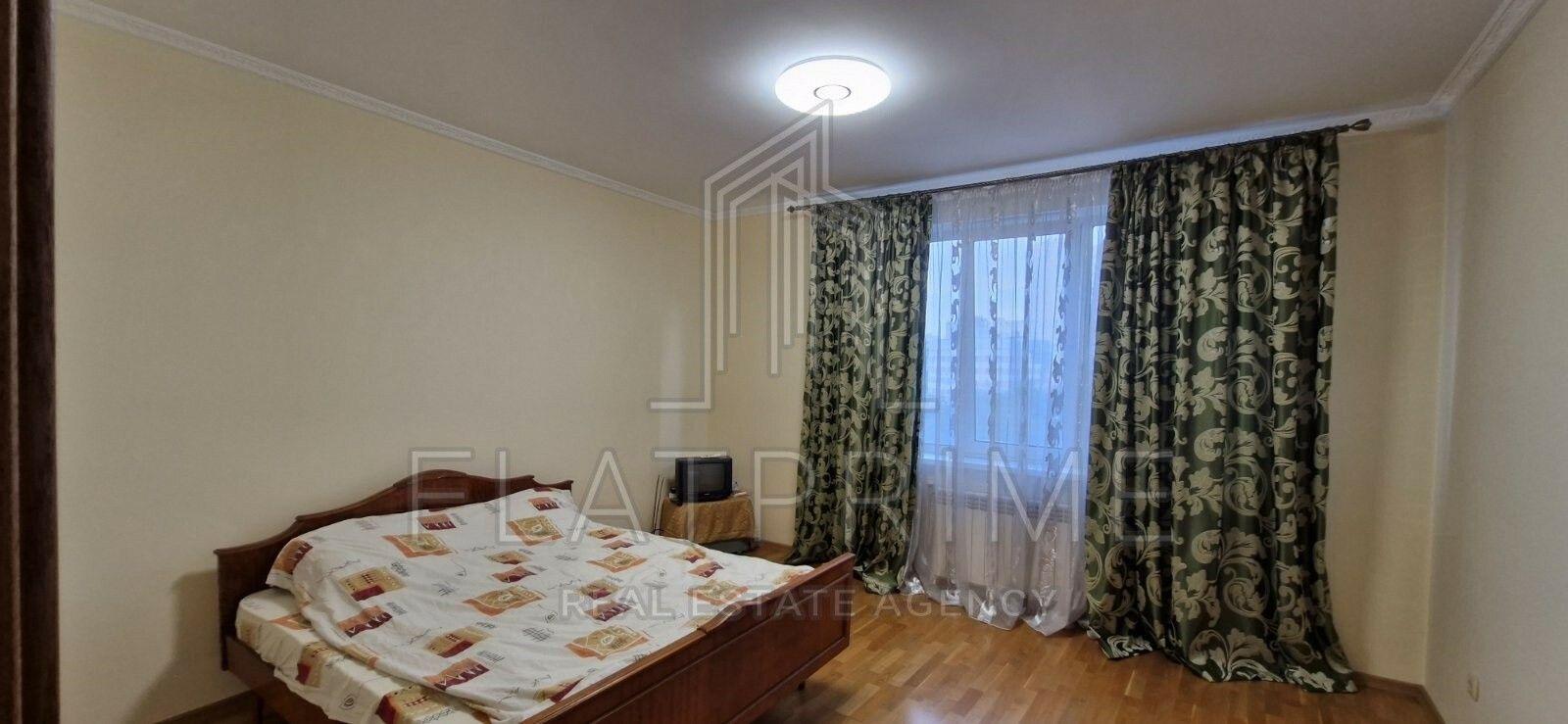 Оренда 3-кімнатної квартири 113 м², Дніпровська наб., 19В