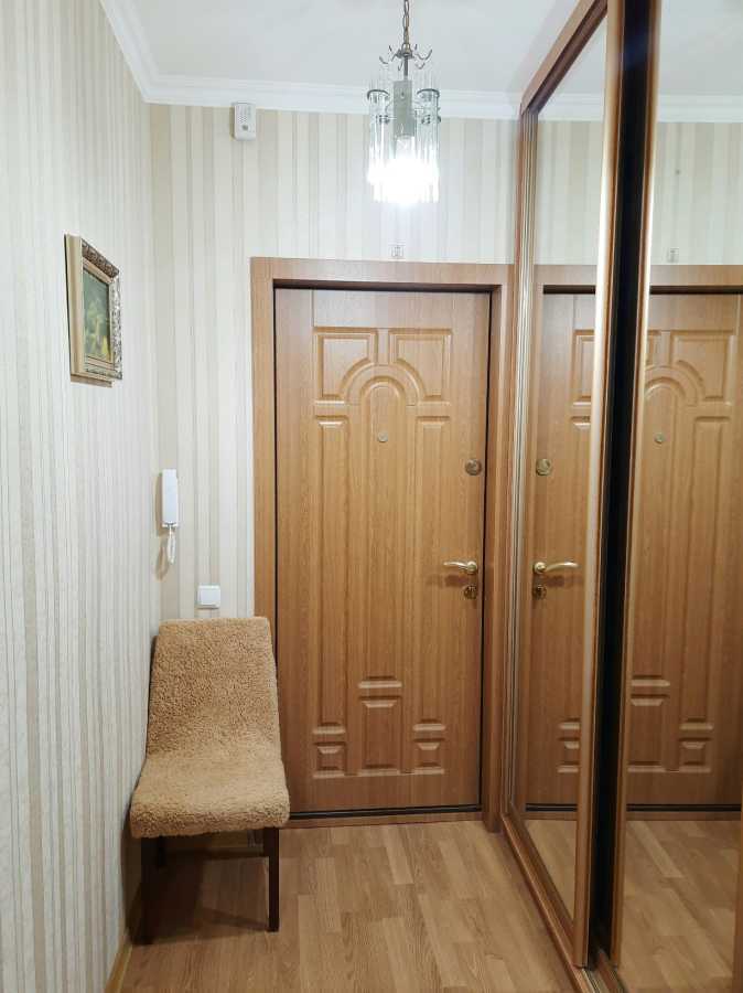 Оренда 3-кімнатної квартири 80 м², Анни Ахматової вул., 8