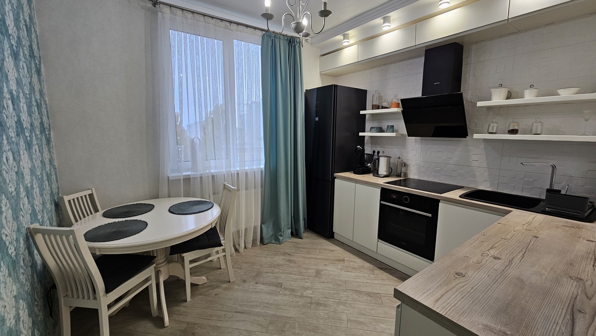 Продаж 1-кімнатної квартири 45 м², Ломоносова вул., 46/1