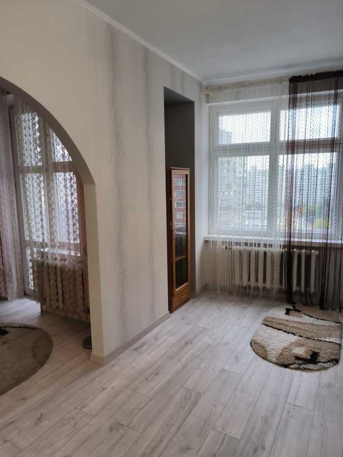 Продаж 1-кімнатної квартири 51.6 м², Урлівська вул., 4А