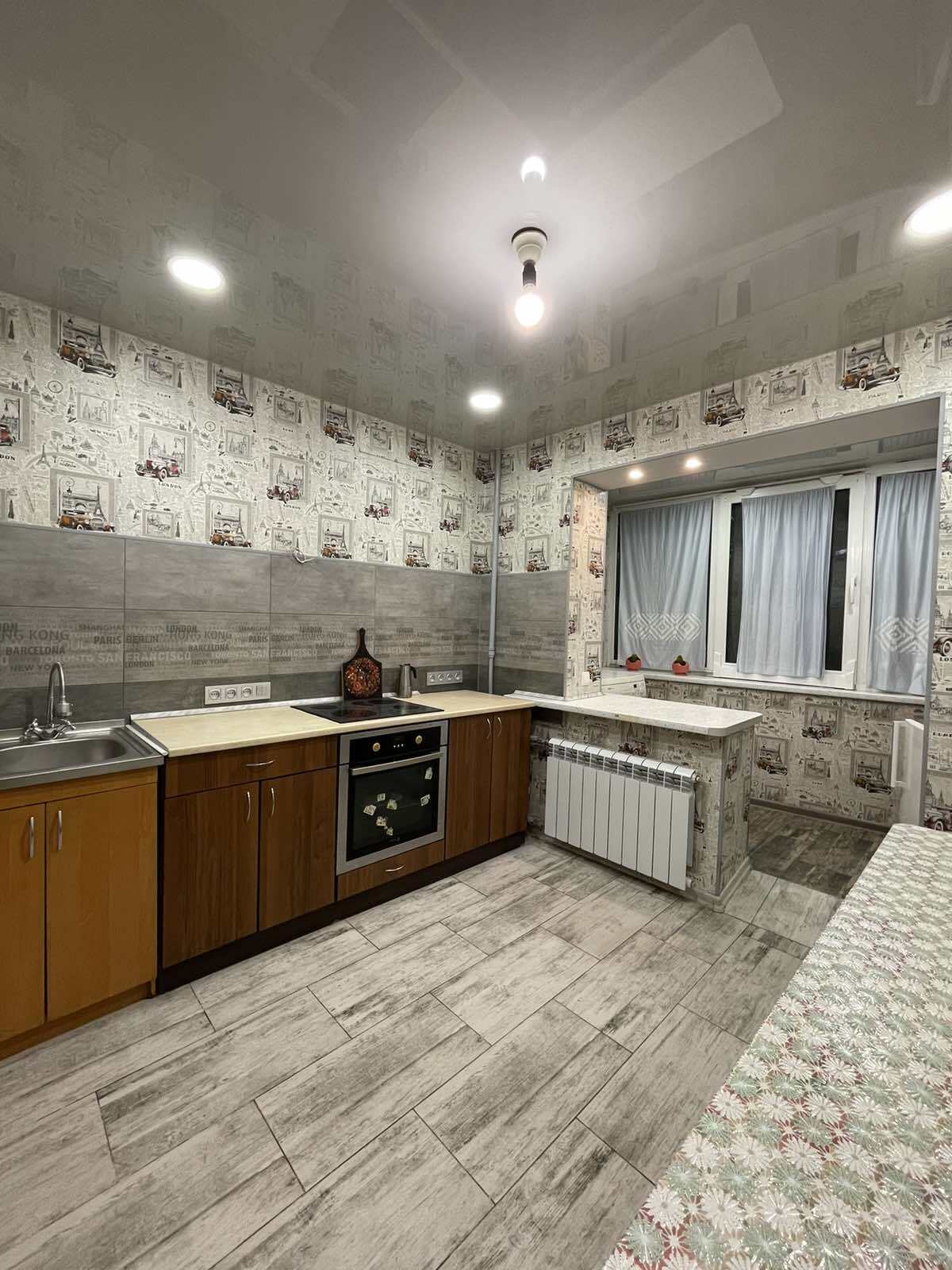 Продажа 2-комнатной квартиры 56 м², Добровольцев ул., 4