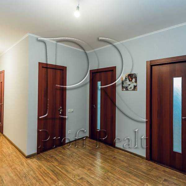 Продажа 3-комнатной квартиры 97 м², Ясиноватский пер., 10