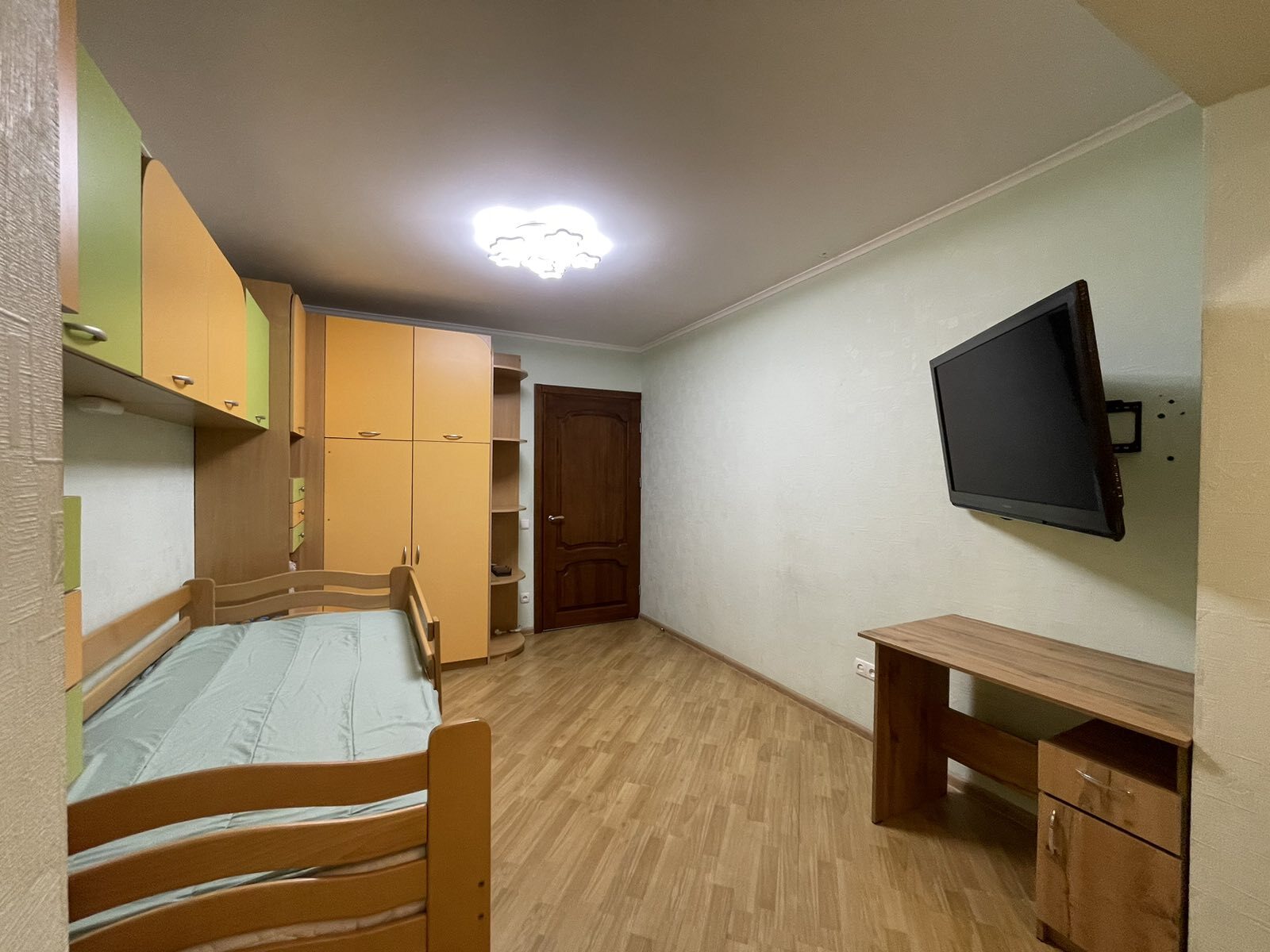 Продажа 3-комнатной квартиры 72 м², Добровольцев ул., 4