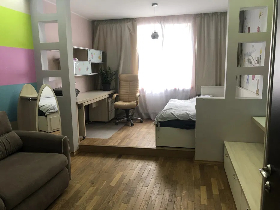 Оренда будинку 400 м², 120-а Садова вул.