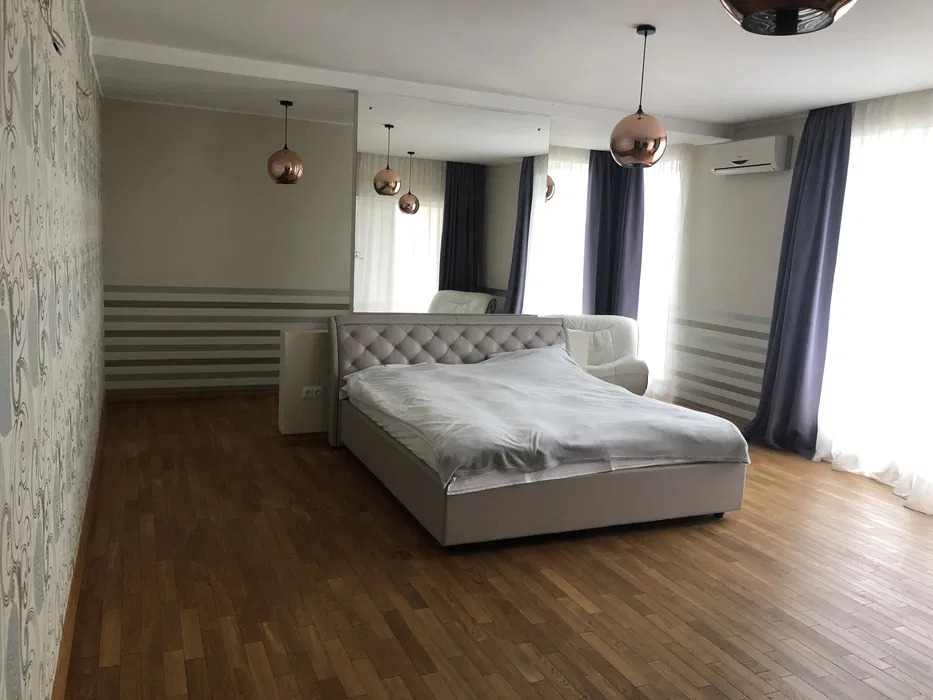 Оренда будинку 400 м², 120-а Садова вул.