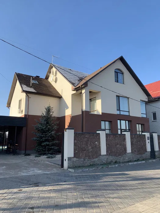 Оренда будинку 400 м², 120-а Садова вул.