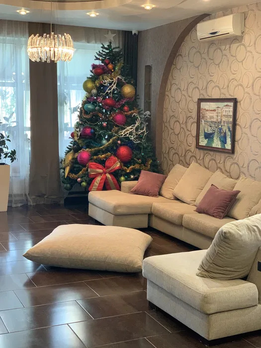 Оренда будинку 400 м², 120-а Садова вул.