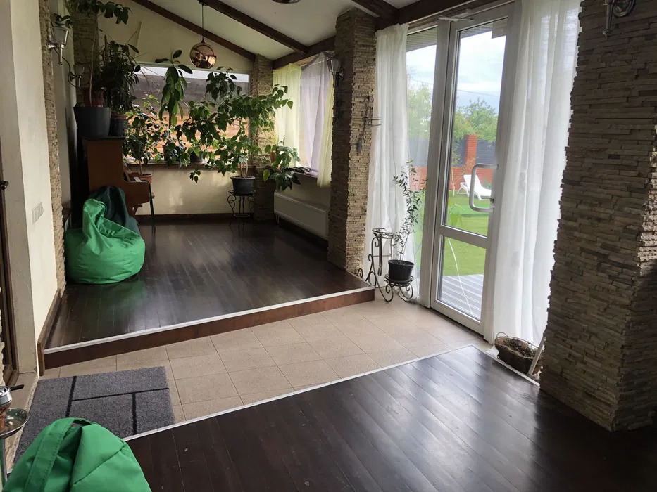 Оренда будинку 400 м², 120-а Садова вул.