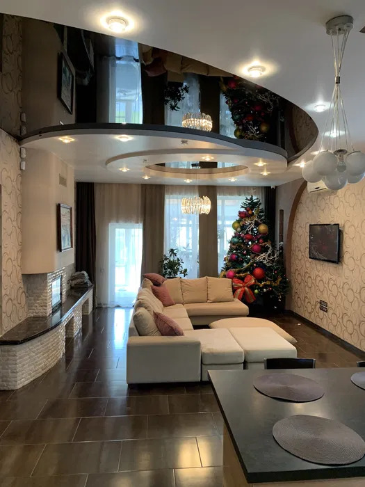 Оренда будинку 400 м², 120-а Садова вул.