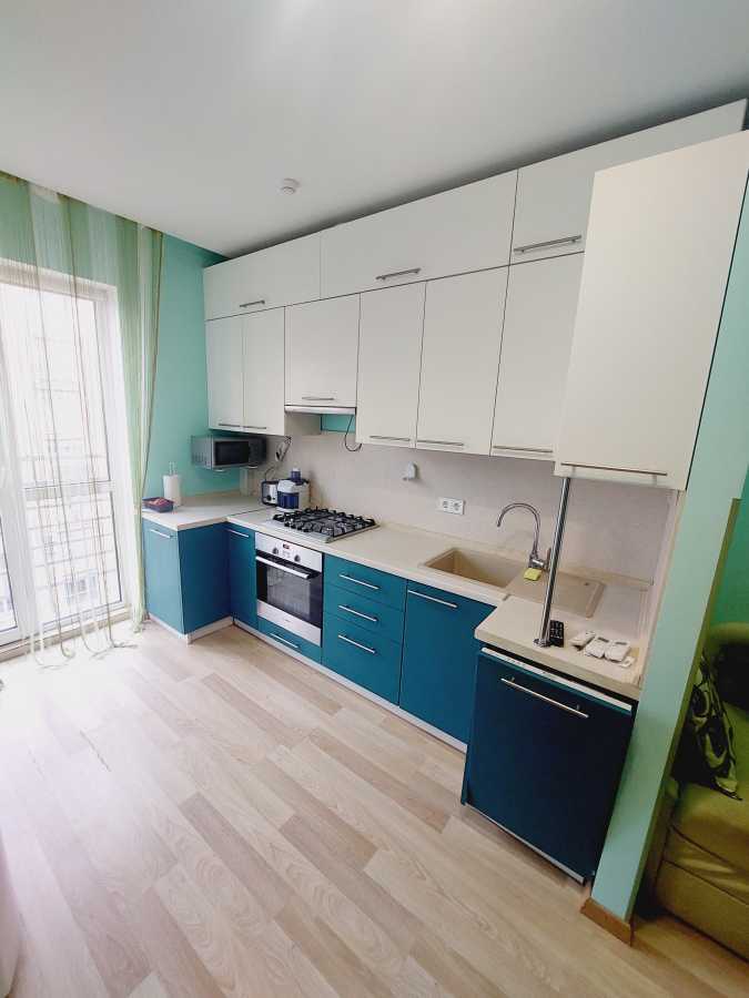 Оренда 3-кімнатної квартири 84 м², Метрологічна вул., 11А