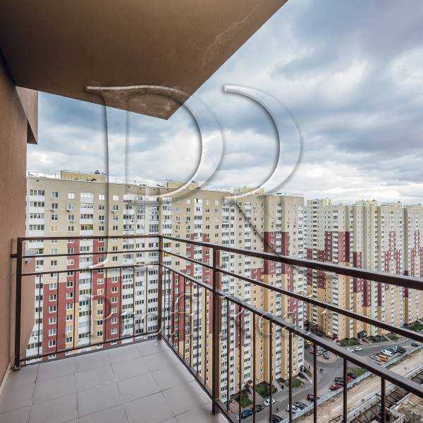 Продажа 3-комнатной квартиры 83 м², Александра Олеся ул., 2В