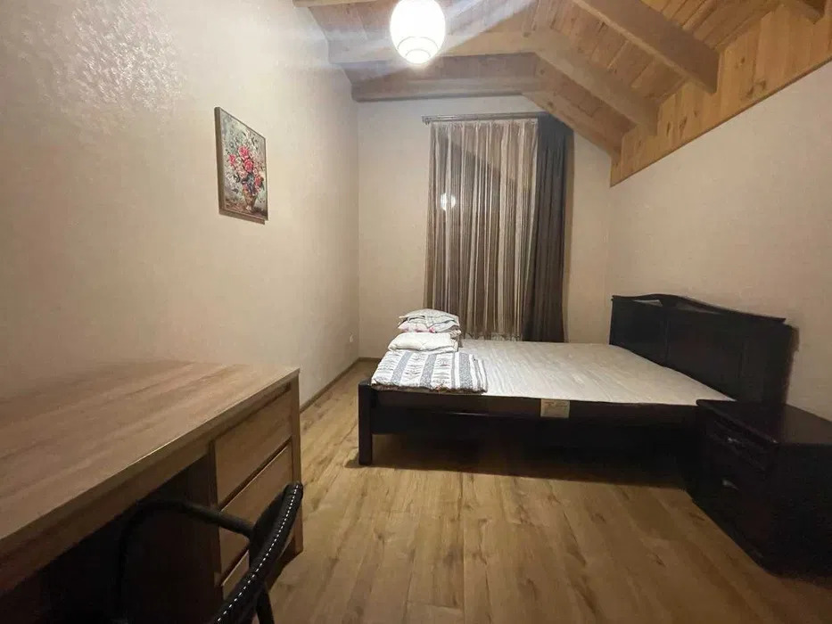 Оренда будинку 220 м², 52-а Садова вул.