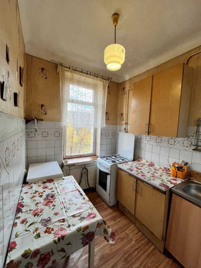 Продаж 3-кімнатної квартири 51 м², Василя Жуковського пров., 3 К1