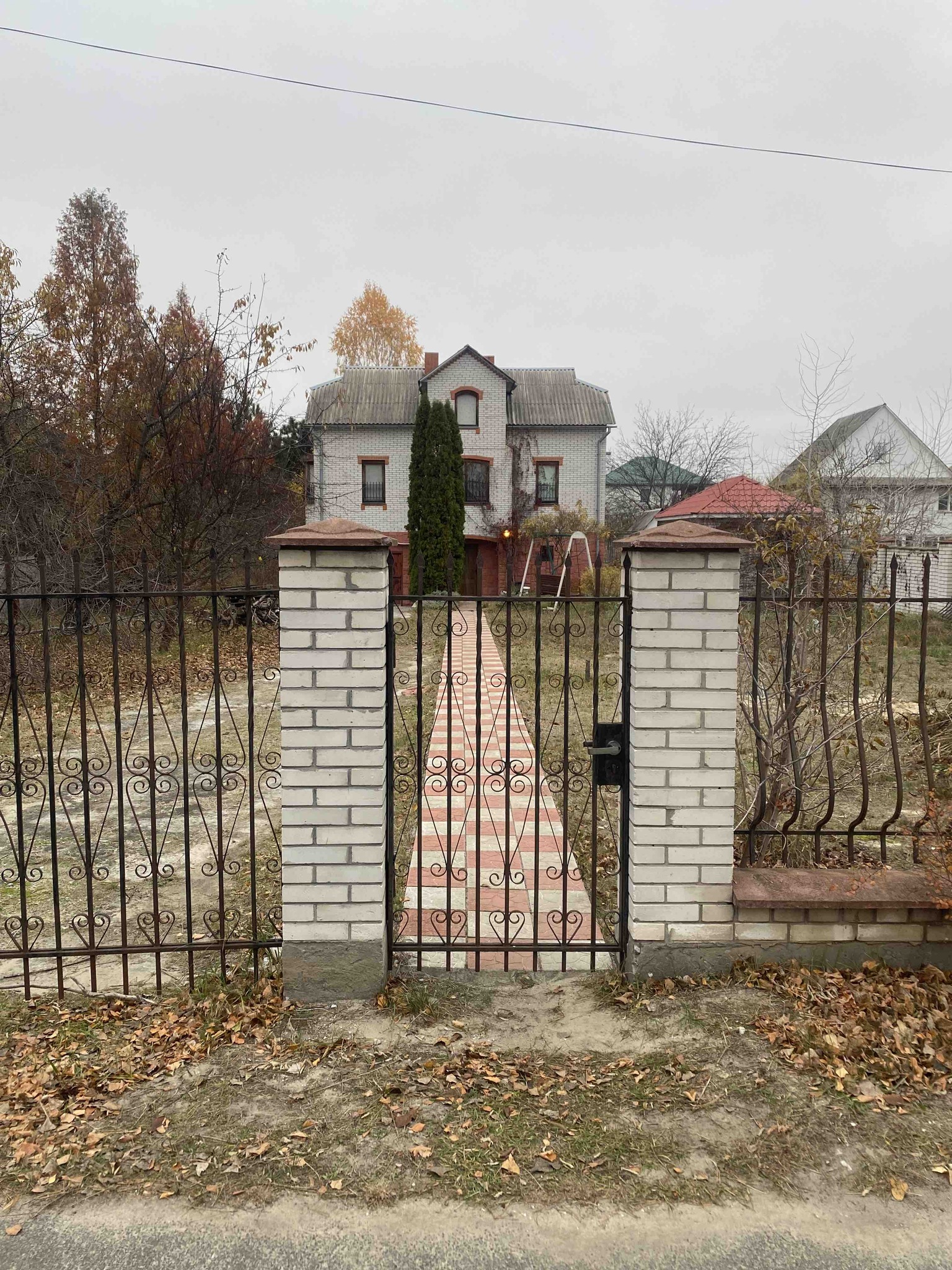 Оренда будинку 220 м²