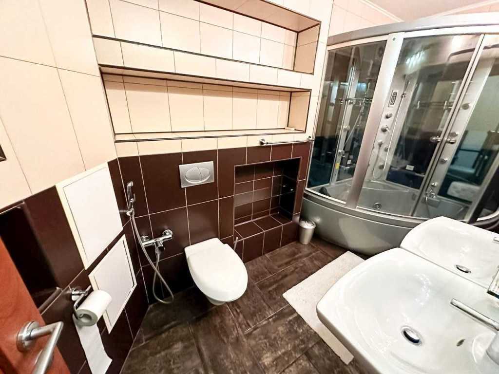 Продаж 3-кімнатної квартири 95 м², Паньківська, 27/78